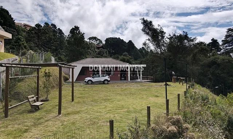 Casa Compacta À Vend...