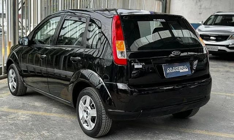 Ford Fiesta 2008 1.0...