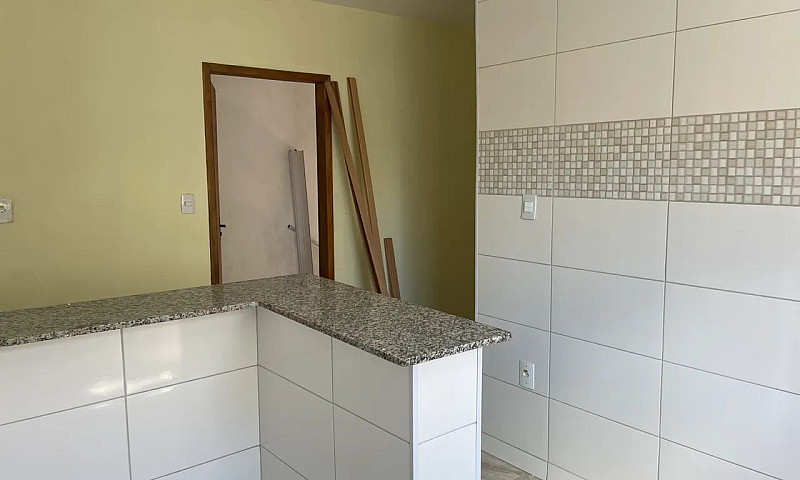 Alugo Em Ótima Local...