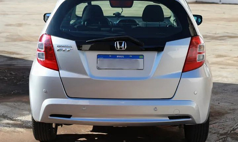Honda Fit Ex 2014 1....