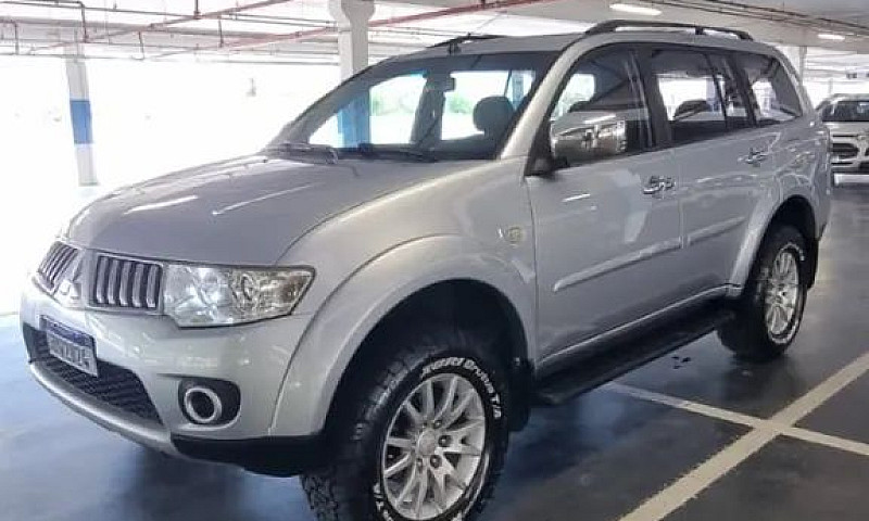 Mitsubishi Pajero Da...