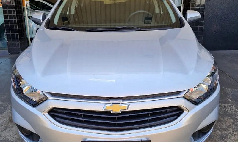 Onix 1.0 Lt Hatch An...