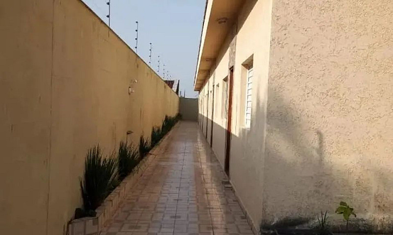Casa Para Venda Em I...