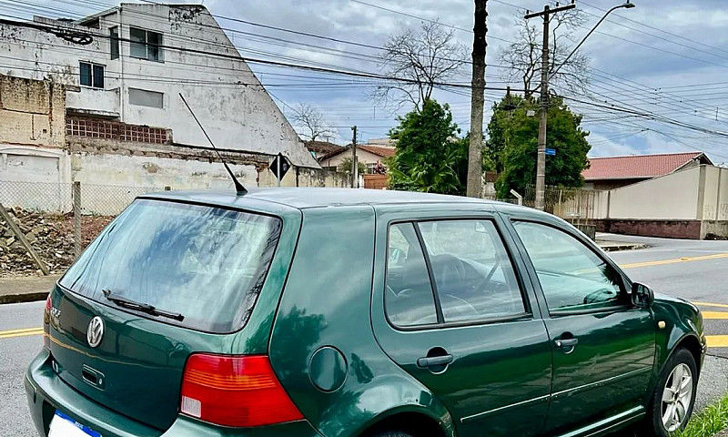 Volkswagen Golf 1.6 ...