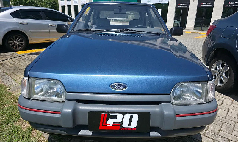 Ford Escort Hobby 1....