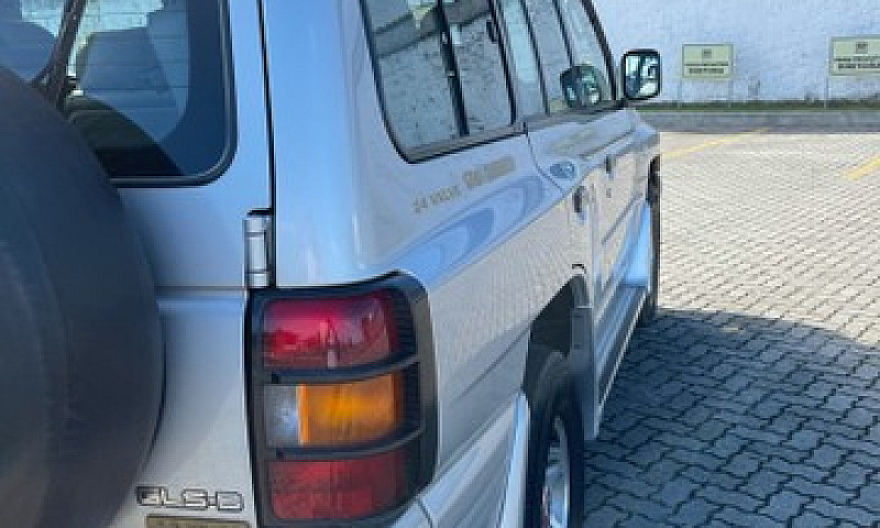 Pajero Gls-B ...