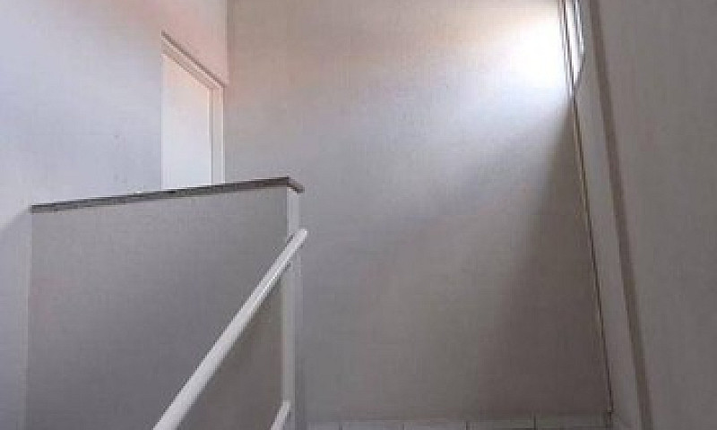 Casa Com 3 Dormitóri...