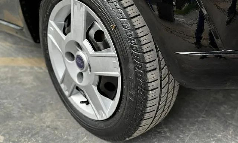 Ford Fiesta 2008 1.0...