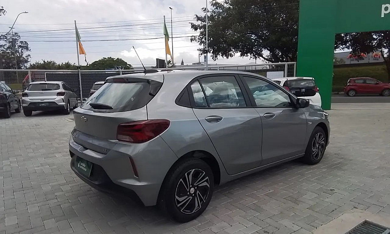Chevrolet Onix Hatch...