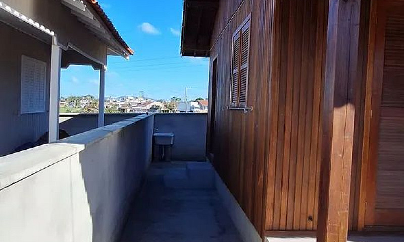 Casa 2 Quartos...