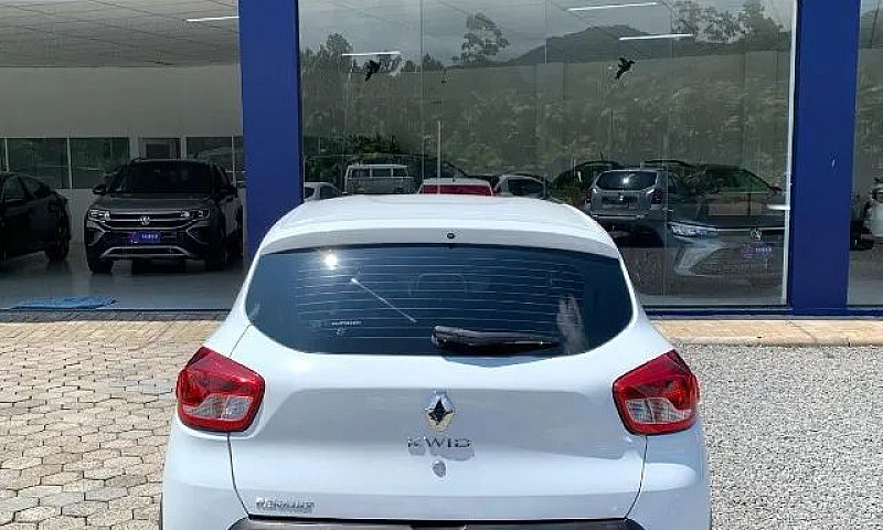 Renault Kwid Zen 1.0...