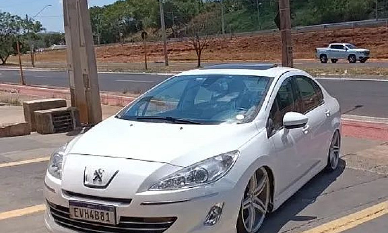 Peugeot 408 Sedan Gr...