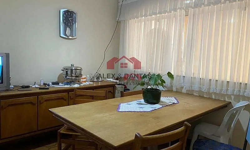 Casa Com 3 Dormitóri...