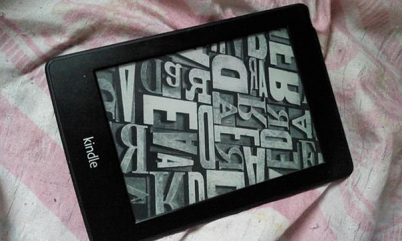 Kindle Paperwhite...