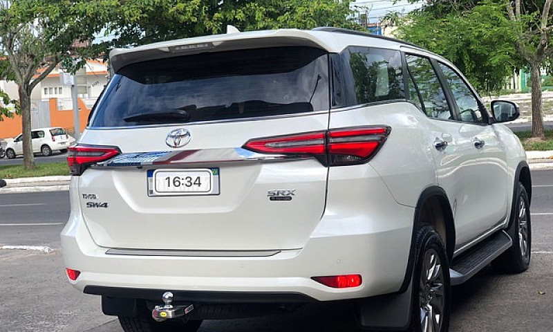 Hilux Sw4 2021 Srx D...