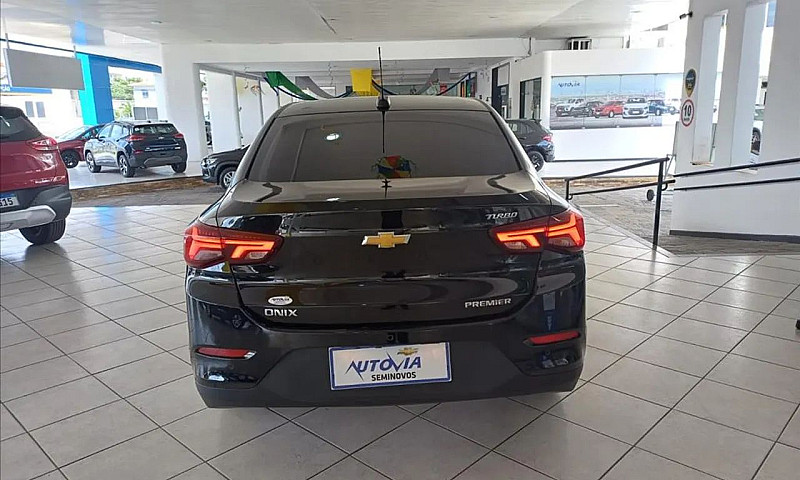 Chevrolet Onix 1.0 T...