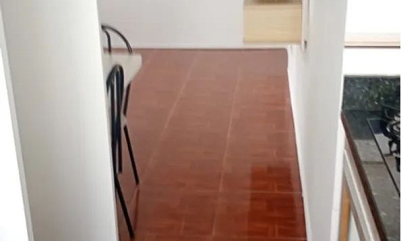Aluga-Se Apartamento...