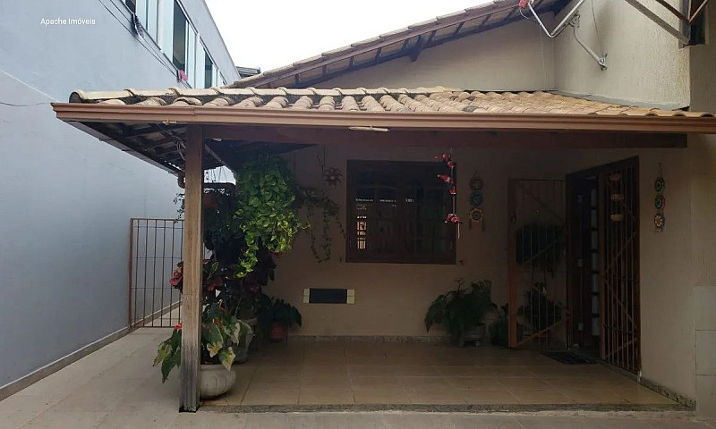 Excelente Casa De 04...