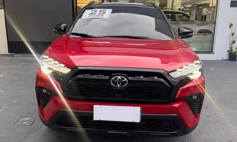 Toyota Corolla Cross...