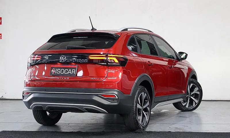 Volkswagen Nivus Hig...