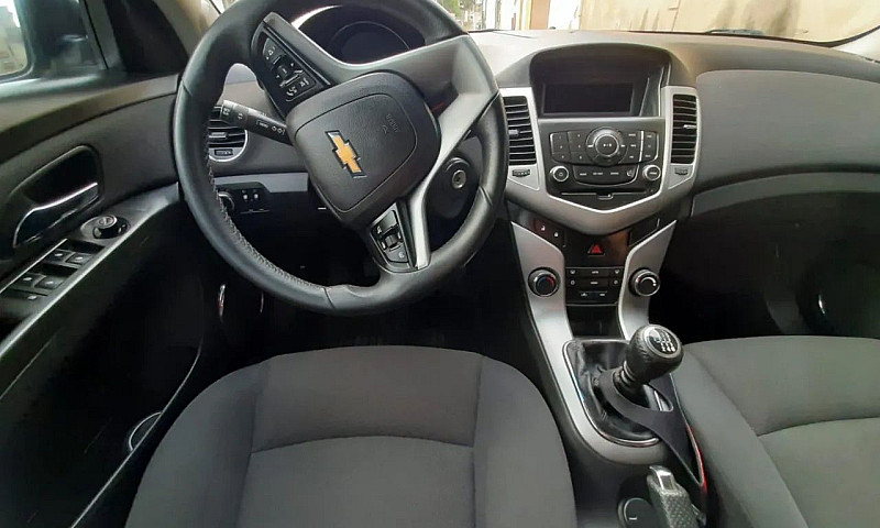 Chevrolet Cruze Lt 1...