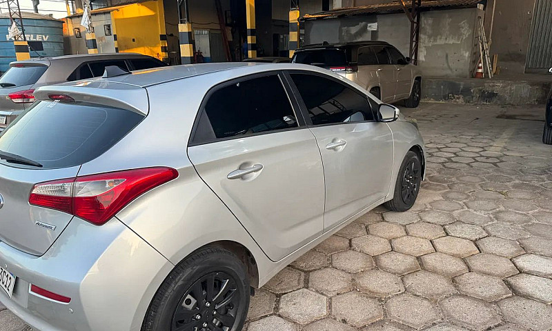 Hyundai Hb20 C.style...