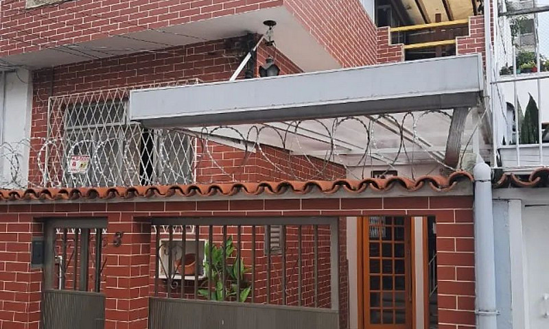 Casa Sobrado 2Q C/Va...