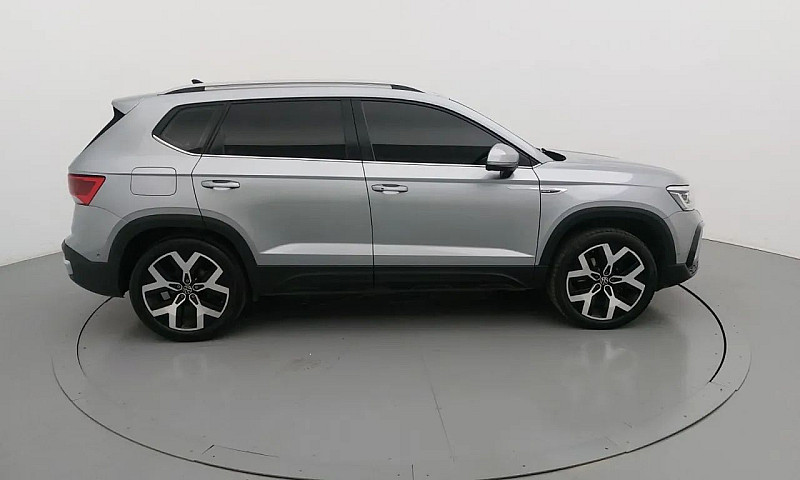 Volkswagen Taos High...