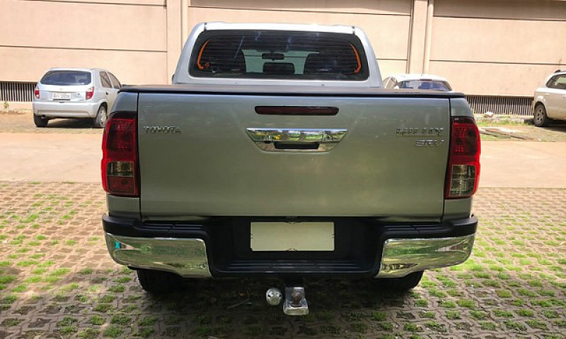 Hilux Cd Srv 2.7 Fle...