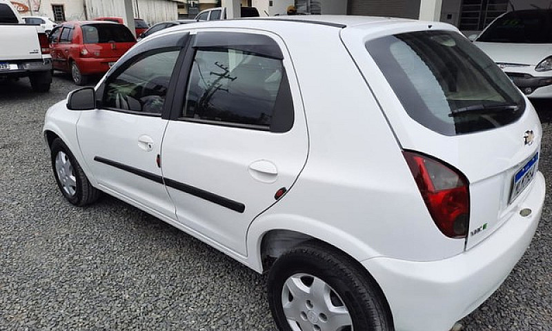 Chevrolet Celta Comp...