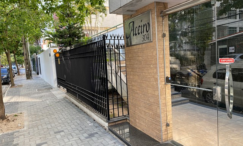 Edf. Aceiro, 150M², ...