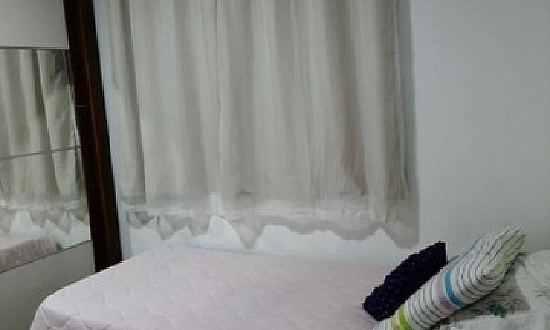 #Casa Com Área De Ch...