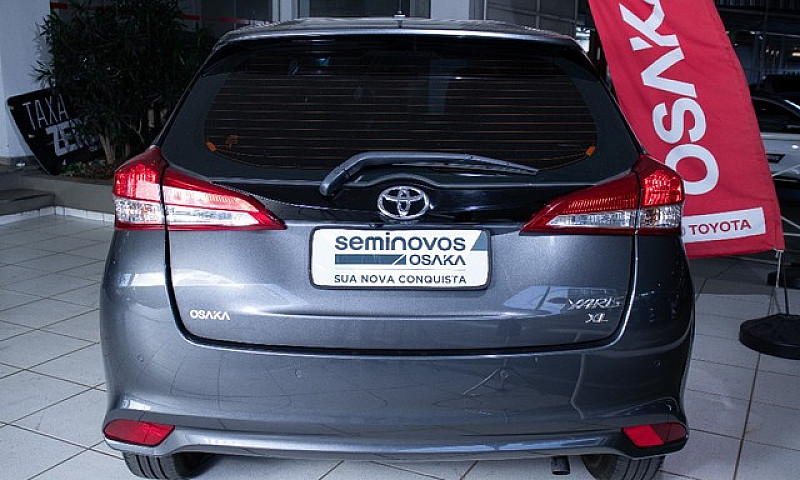 Toyota Yaris 1.5 16V...