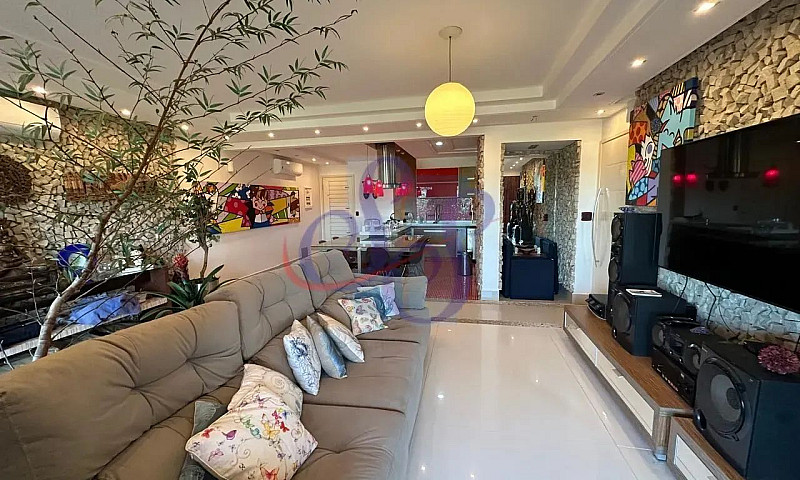 Lindo Apartamento Pé...