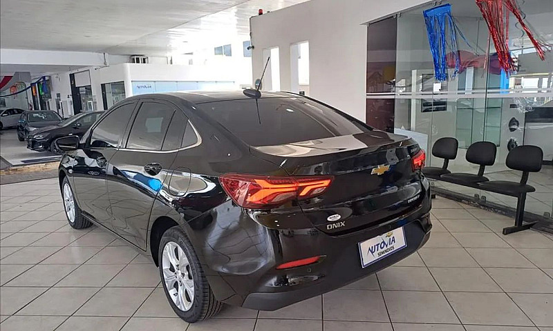 Chevrolet Onix 1.0 T...