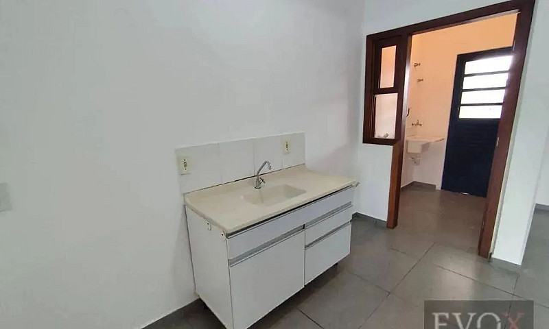 Sobrado De Dois Quar...