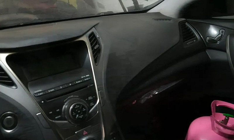 Hyundai Azera 3.0 V6...
