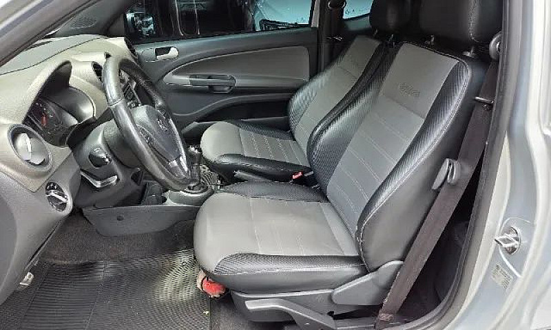 Volkswagen Saveiro C...