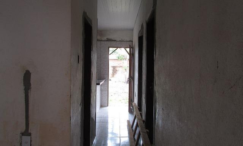 Vendo Casa No Bairro...