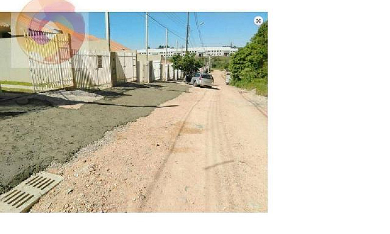 Casa Com 3 Dormitóri...