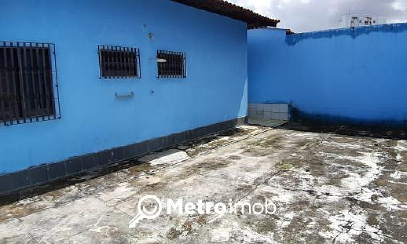 Casa De Condomínio N...