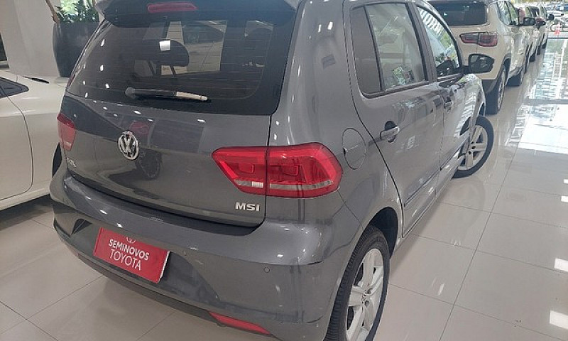 Volkswagen Fox 1.6 M...