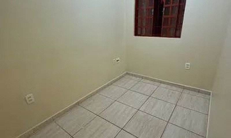 Alugo Apt 2 Quartos,...