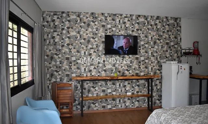 Casa Compacta À Vend...