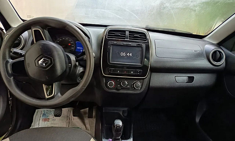Renault Kwid Intense...