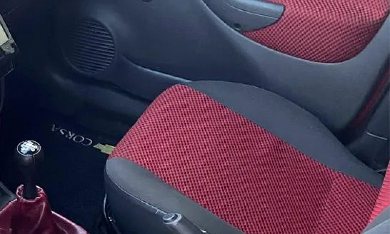 Chevrolet Corsa Hat....