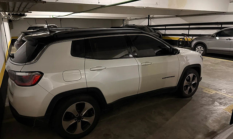 Jeep Compass Longitu...