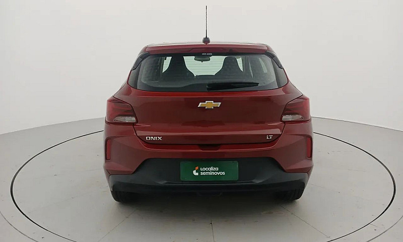 Chevrolet Onix Hatch...