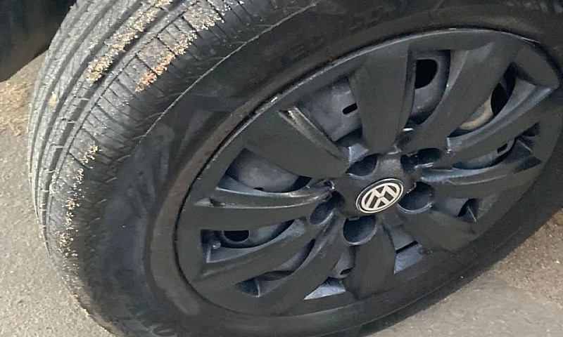 Volkswagen Fox Plus ...