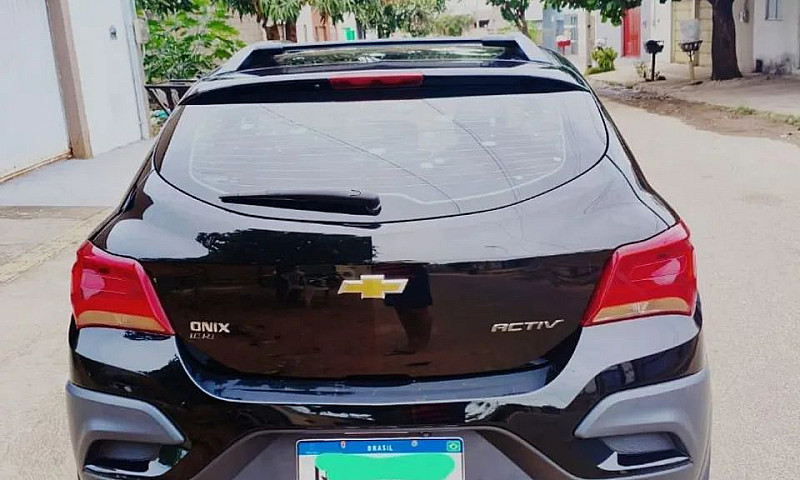 Chevrolet Onix Activ...
